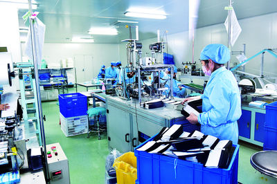 科技賦能，硬核支撐 長春戰(zhàn)“疫”中的防護(hù)用品生產(chǎn)紀(jì)實